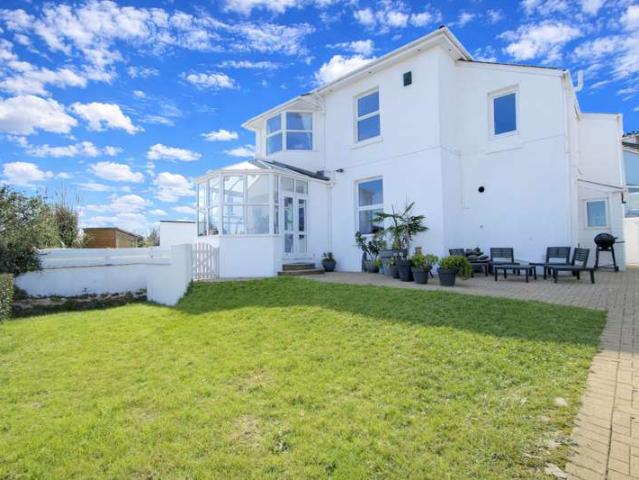 Farm for sale in Oldway, Livermead