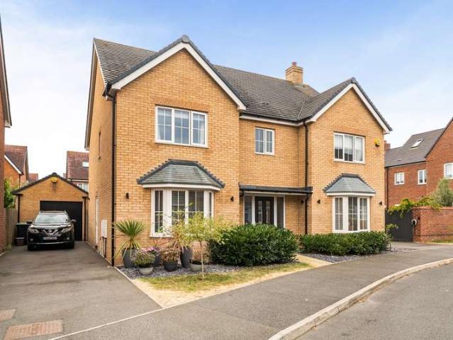 Farm for sale in Flitwick, Bedfordshire