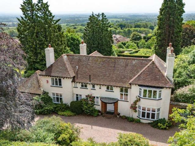 Farm for sale in Wyche, Forthampton