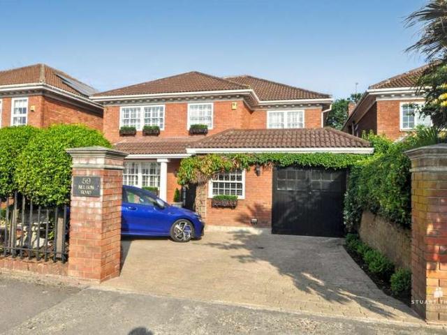 Farm for sale in Barling, Essex