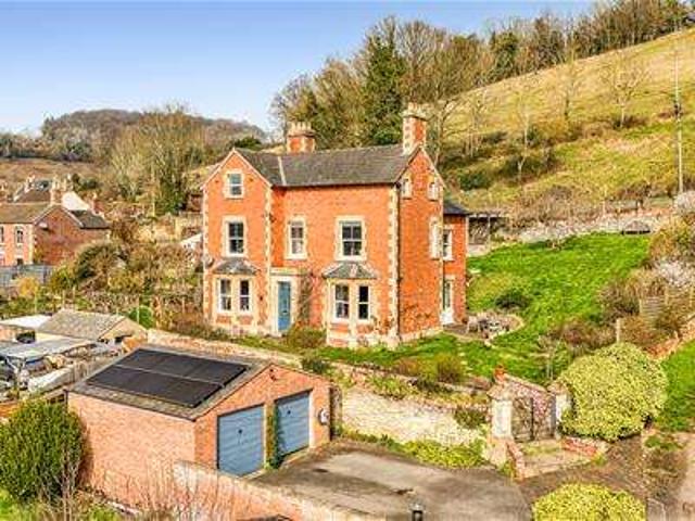 Farm for sale in Brimscombe and Thrupp, School House