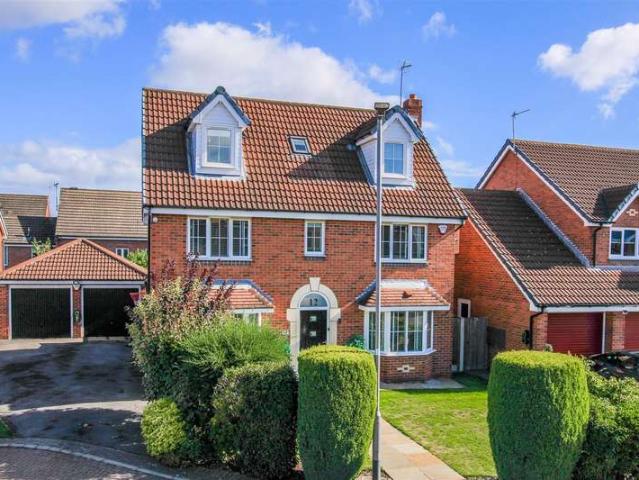 Farm for sale in Gawthorpe, West Yorkshire