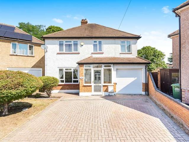 Farm for sale in Lower Halliford, Surrey