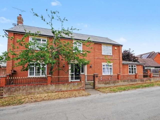 Farm for sale in Barham, Bedingfield