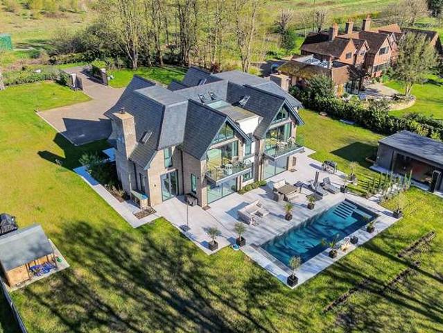 Farm for sale in Dorney Reach, Buckinghamshire