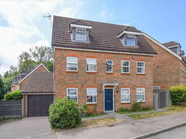 Farm for sale in Godinton Park, Bridgefield