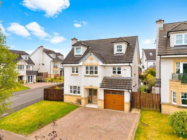 Farm for sale in Bathgate, Scotland
