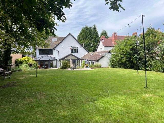 Farm for sale in Peterston-super-ely, Wales