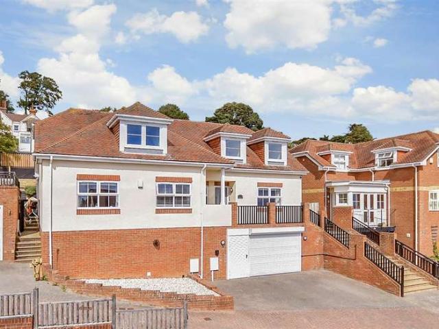 Farm for sale in Hythe, Folkestone