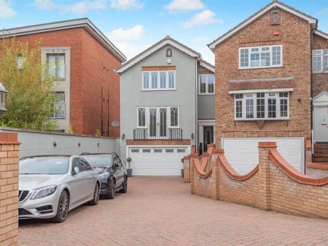 Farm for sale in Mere Green, Sutton Coldfield