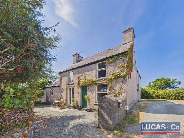 Farm for sale in Amlwch, Wales
