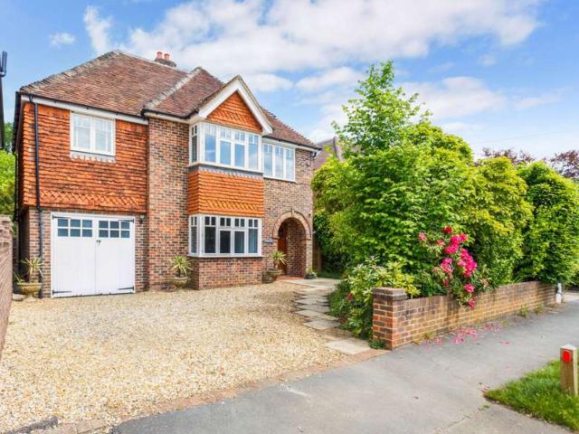 Farm for sale in Fole, Surrey