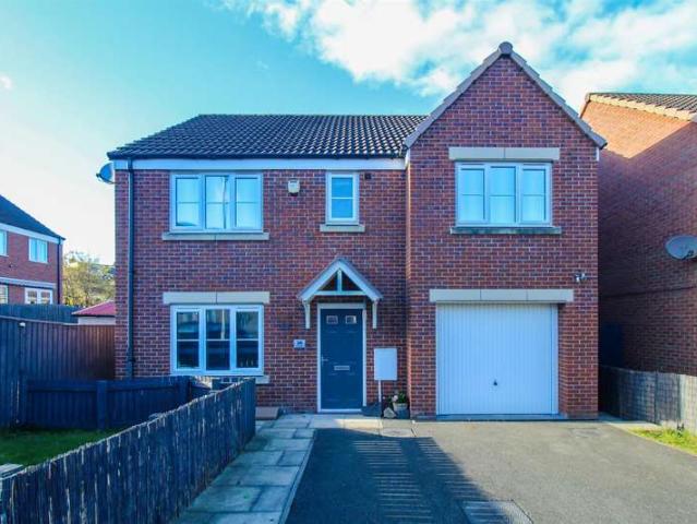 Farm for sale in The Rowans, Leeds