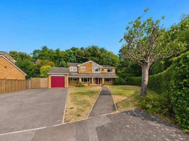 Farm for sale in Alveston