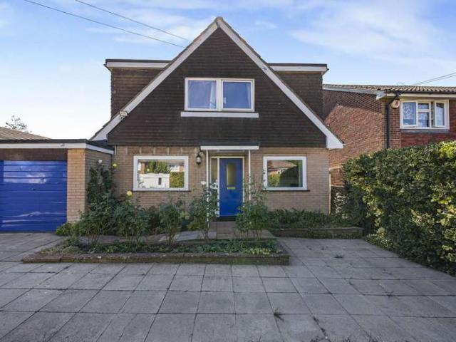 Farm for sale in Aperfield, Greater London