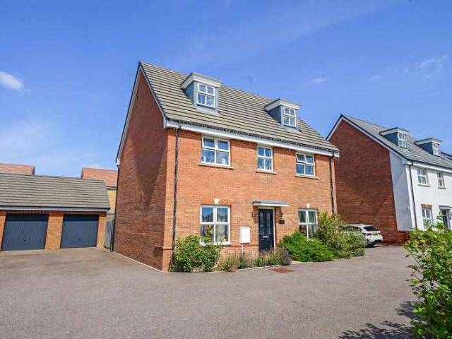 Farm for sale in Eggington, Bedfordshire