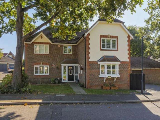 Farm for sale in Penenden Heath, Maidstone