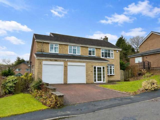 Farm for sale in Hockerley, Charlesworth