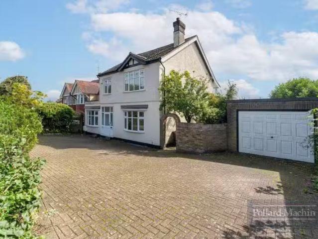 House for rent in London Borough of Croydon, Selsdon