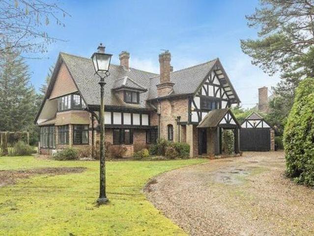 House for sale in Amersham and Villages Community Board, Amersham