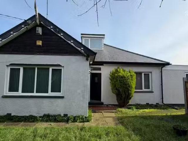 House for rent in South Lane, West Yorkshire