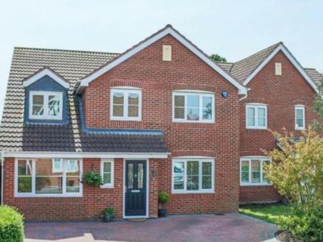 House for rent in Lyons, Greater London