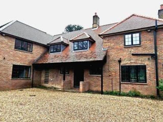 House for sale in Holtspur, Forty Green