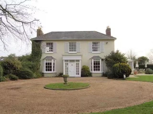 House for rent in Chelmondiston, Suffolk