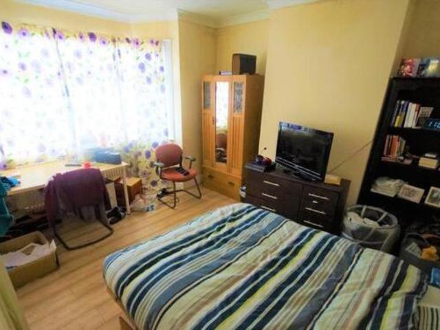House for rent in Lyons, Greater London