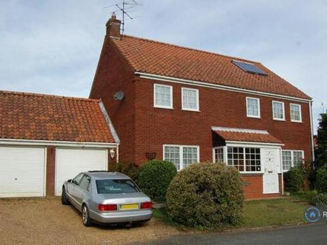 House for rent in Lyons, Greater London