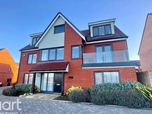 House for rent in Lyons, Greater London