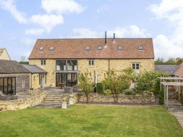 House for sale in Chipping Norton, West Oxfordshire
