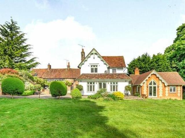 House for sale in Dunstable, Bedfordshire