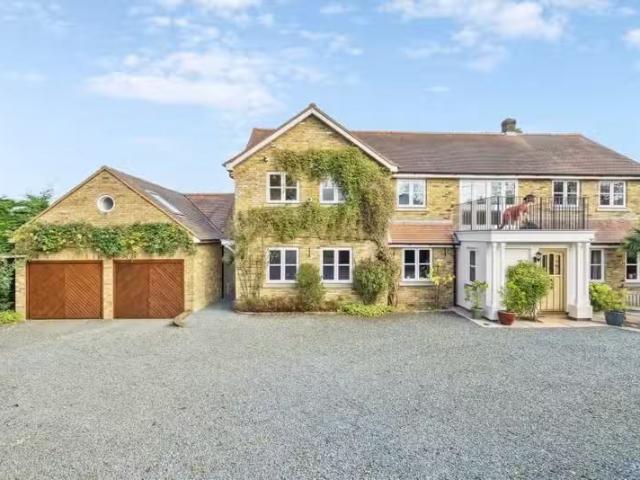 House for rent in The City, Radnage