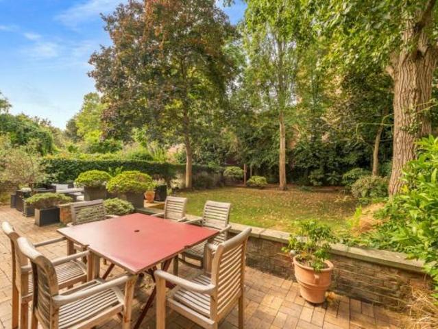 Property for rent in Cat Hill