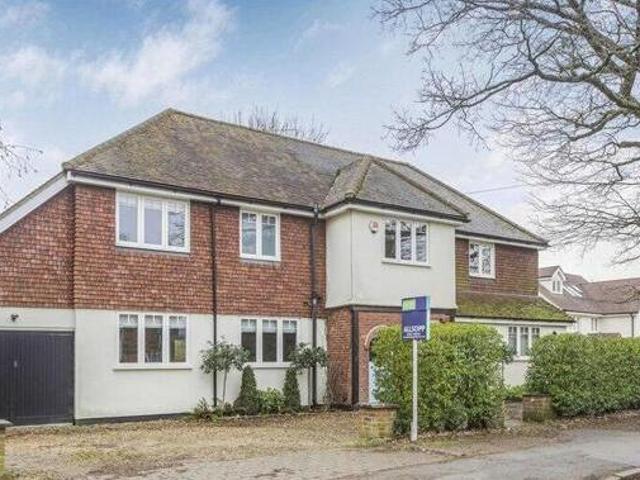 House for sale in Roundwood, Five Acres