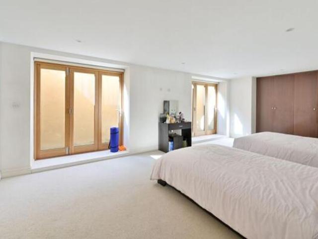 Farm for rent in Wimbledon, Greater London