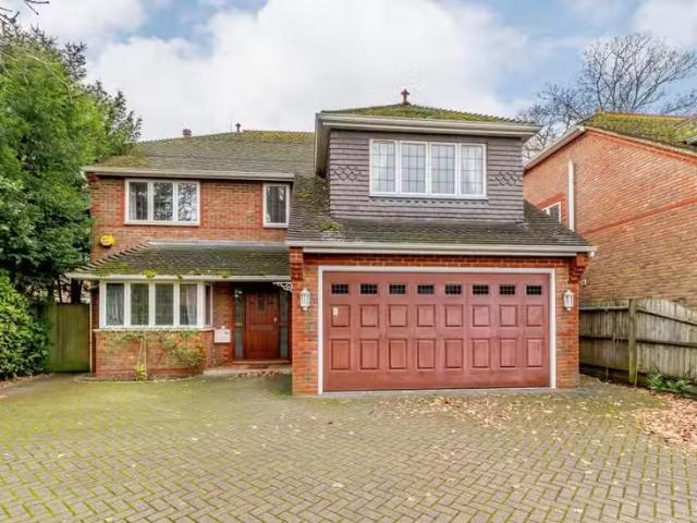 House for rent in Blackhills, Surrey