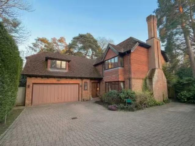 House for rent in Woking, Surrey