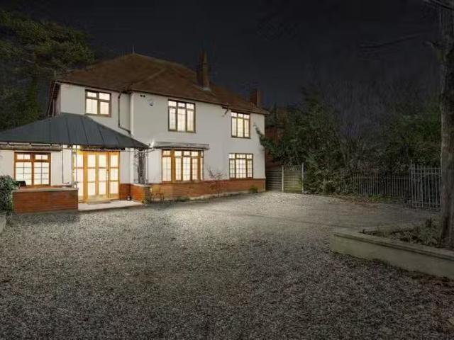 House for rent in Pilgrims' Hatch, Navestock Side