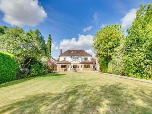 House for sale in Kingston upon Thames, Greater London