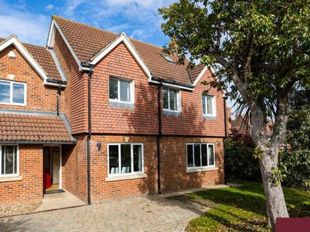 House for sale in Lyons, Greater London