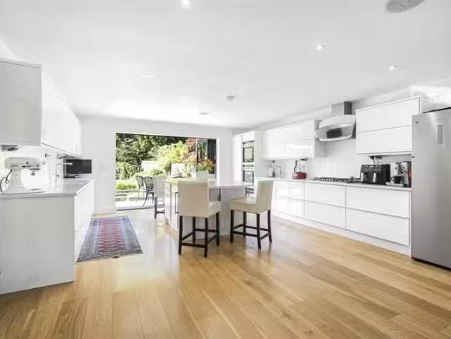 House for rent in Chailey, Iford