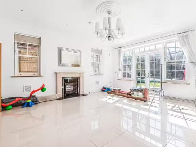 House for rent in Bickley