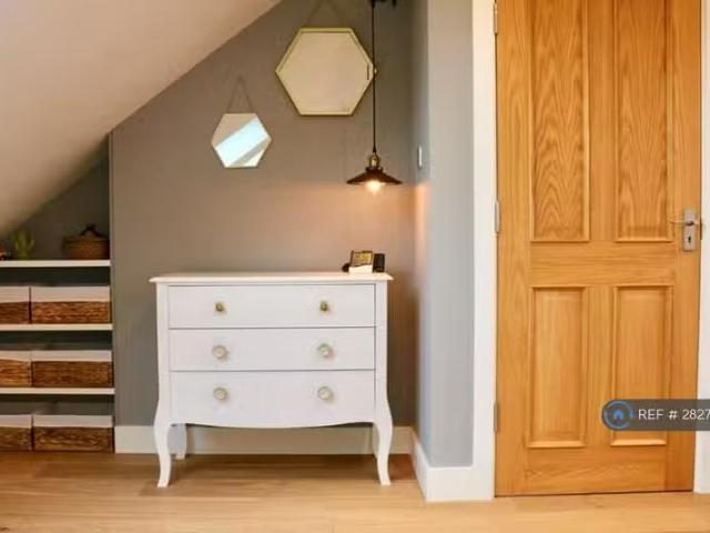 House for rent in Enfield, Greater London