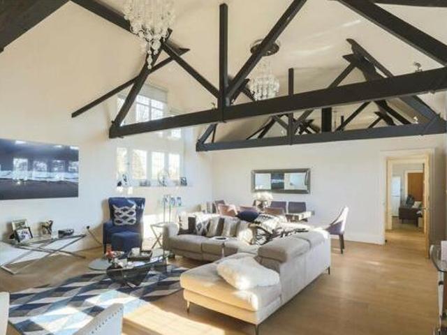 House for sale in Hertfordshire
