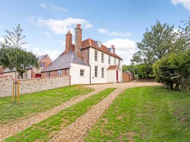 House for rent in Littlecote, West Sussex