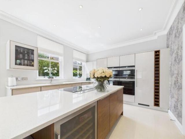 Farm for rent in Bickley, Greater London