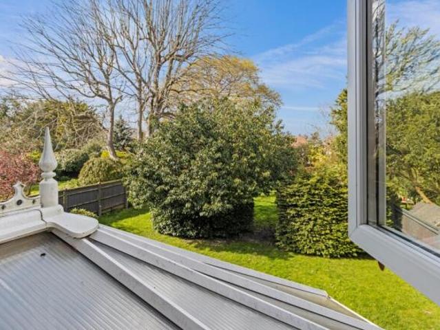 Farm for rent in Ratton, Eastbourne