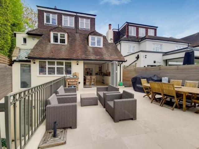 Farm for rent in Barnes, Greater London